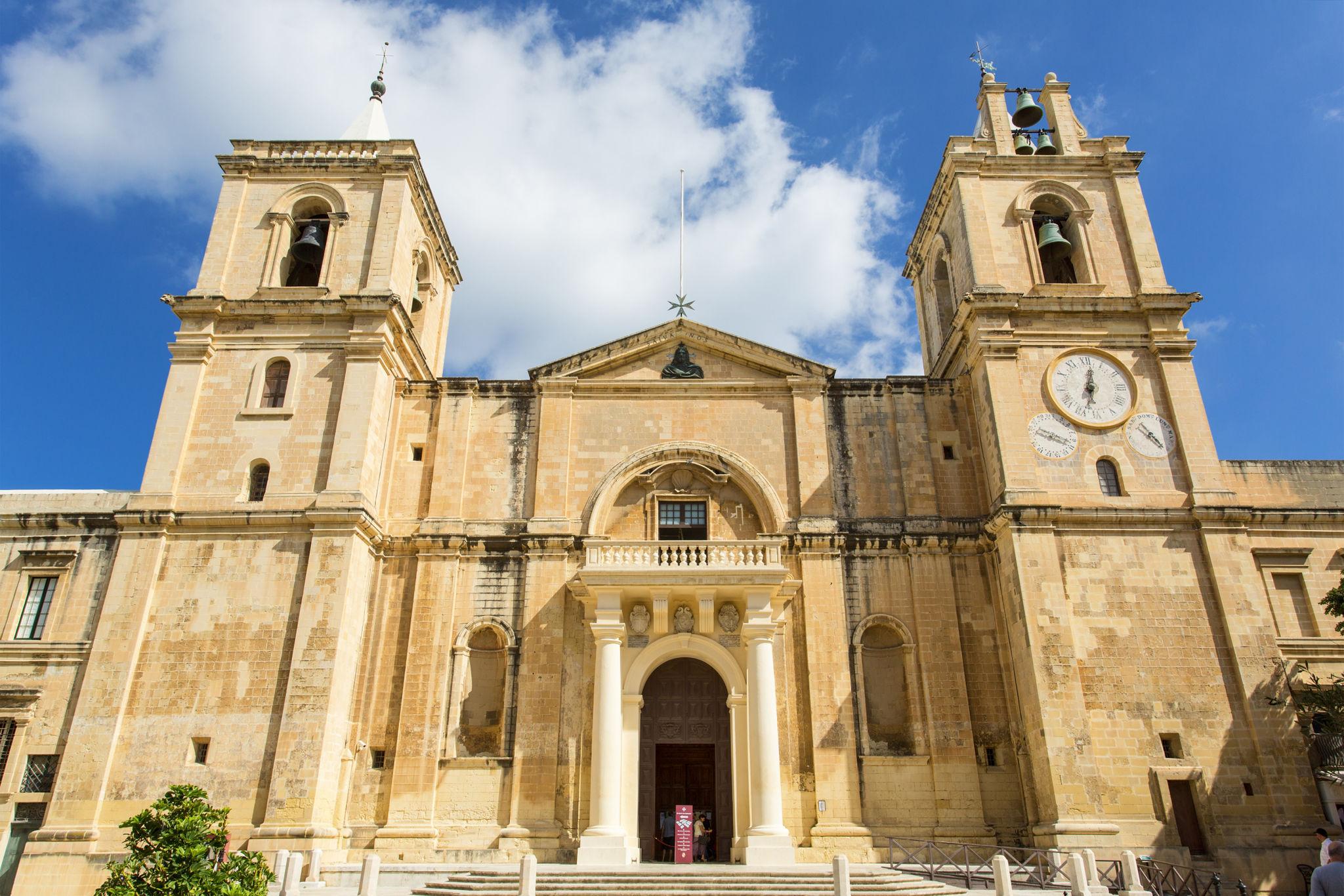 View of the St John's Co-Cathedral, Valetta - Malta eSim