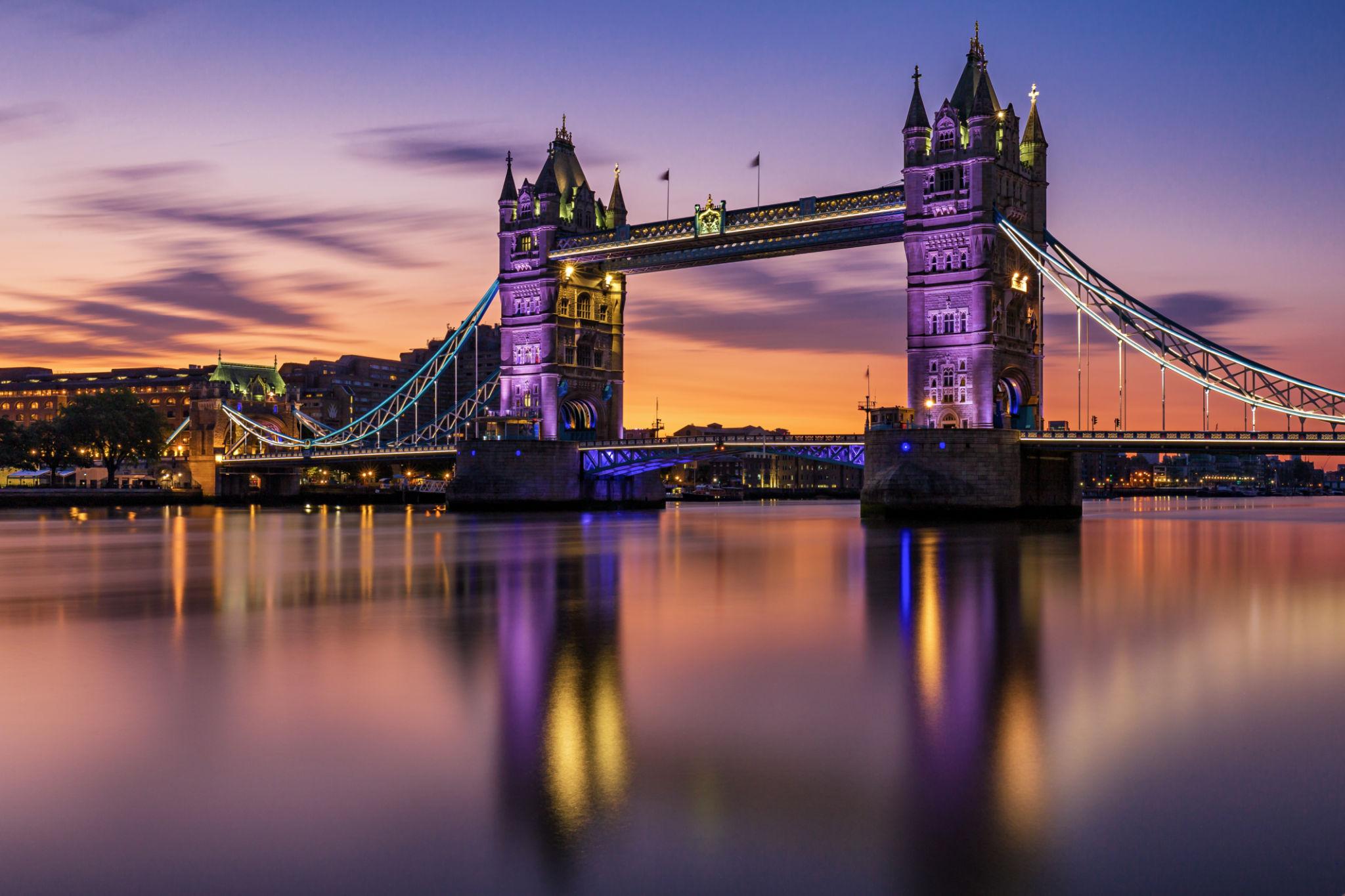 View of the Londra Tower Bridge - United Kingdom eSim